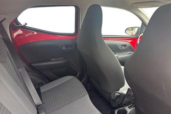 TOYOTA AYGO 1.0 VVT-i x-trend Funroof 5dr Petrol x-shift Euro 6 (71 ps) 7in 