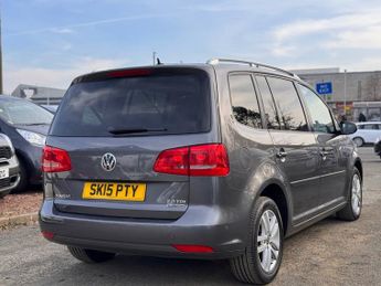 VOLKSWAGEN TOURAN 2.0 TDI BlueMotion Tech SE MPV 5dr Diesel DSG Euro 5 (s/s) (140 
