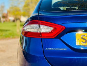 FORD MONDEO 1.5T EcoBoost Zetec Hatchback 5dr Petrol Auto Euro 6 (s/s) (160 
