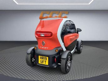 RENAULT TWIZY Dynamique Coupe Electric Auto Battery Lease (18 ps)