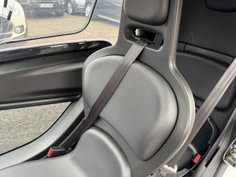 RENAULT TWIZY Dynamique Coupe Electric Auto Battery Lease (18 ps)