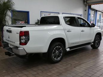 MITSUBISHI L200 2.2 DI-D DC Barbarian X Pickup Double Cab 4dr Diesel Auto 4WD Eu