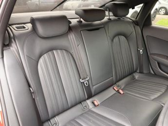 AUDI A6 SALOON 3.0 TDI V6 Black Edition Saloon 4dr Diesel S Tronic quattro Euro