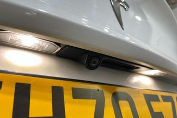 TESLA Model 3 (Dual Motor) Long Range Saloon 4dr Electric Auto 4WDE (346 ps) H