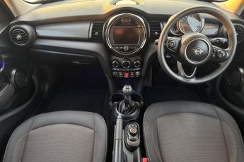 MINI HATCH 1.5 Cooper Classic Hatchback 5dr Petrol Manual Euro 6 (s/s) (136