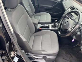 VOLKSWAGEN GOLF 2.0 TDI BlueMotion Tech SE Estate 5dr Diesel Manual Euro 5 (s/s)