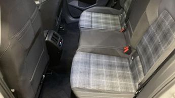 VOLKSWAGEN GOLF 2.0 TDI GTD Hatchback 5dr Diesel DSG Euro 6 (s/s) (200 ps)