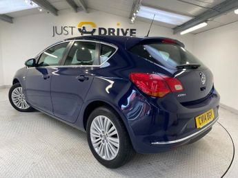 VAUXHALL ASTRA 1.4 16v Excite Hatchback 5dr Petrol Manual Euro 5 (100 ps)