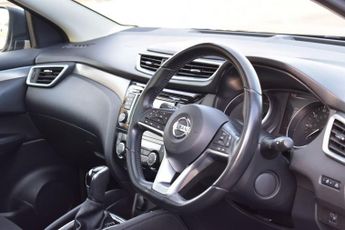NISSAN QASHQAI 1.6 dCi N-Connecta SUV 5dr Diesel XTRON Euro 6 (s/s) (130 ps)