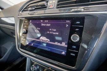 VOLKSWAGEN TIGUAN 1.5 TSI EVO SEL SUV 5dr Petrol DSG Euro 6 (s/s) (150 ps)