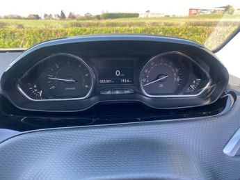 PEUGEOT 2008 1.5 BlueHDi Allure Premium SUV 5dr Diesel Manual Euro 6 (s/s) (1