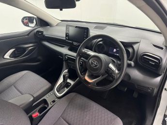 TOYOTA YARIS 1.5 VVT-h Design Hatchback 5dr Petrol Hybrid E-CVT Euro 6 (s/s) 