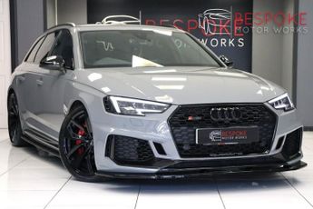 Audi RS4 2.9 TFSI V6 QUATTRO