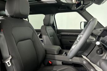 LAND ROVER DEFENDER 2.0 P300 X-Dynamic SE SUV 5dr Petrol Auto 4WD Euro 6 (s/s) (300 