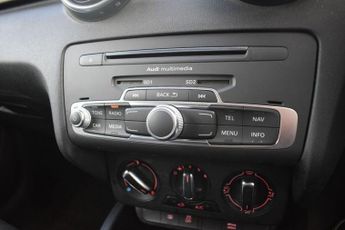 AUDI A1 1.4 TFSI S line Hatchback 3dr Petrol S Tronic Euro 6 (s/s) (125 