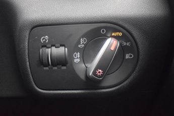 AUDI A1 1.4 TFSI S line Hatchback 3dr Petrol S Tronic Euro 6 (s/s) (125 