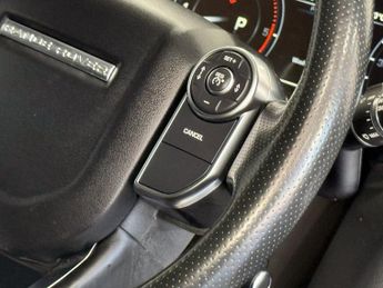 LAND ROVER RANGE ROVER SPORT 3.0 SD V6 HSE Dynamic SUV 5dr Diesel Auto 4WD Euro 6 (s/s) (306 