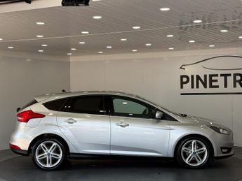 FORD FOCUS 1.5 TDCi Zetec Edition Hatchback 5dr Diesel Powershift Euro 6 (s