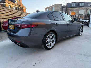 ALFA ROMEO GIULIA 2.2 TD Speciale Saloon 4dr Diesel Auto Euro 6 (s/s) (190 ps)