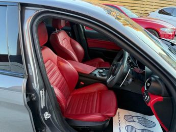 ALFA ROMEO GIULIA 2.2 TD Speciale Saloon 4dr Diesel Auto Euro 6 (s/s) (190 ps)
