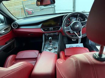 ALFA ROMEO GIULIA 2.2 TD Speciale Saloon 4dr Diesel Auto Euro 6 (s/s) (190 ps)