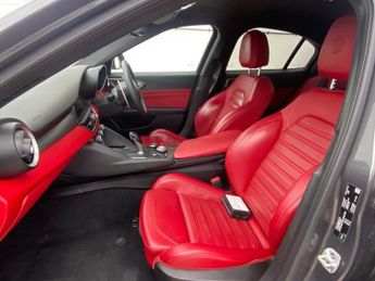ALFA ROMEO GIULIA 2.2 TD Speciale Saloon 4dr Diesel Auto Euro 6 (s/s) (190 ps)