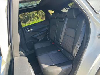 NISSAN QASHQAI 1.3 DIG-T MHEV Tekna SUV 5dr Petrol Hybrid XTRON Euro 6 (s/s) (1