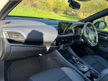 NISSAN QASHQAI 1.3 DIG-T MHEV Tekna SUV 5dr Petrol Hybrid XTRON Euro 6 (s/s) (1