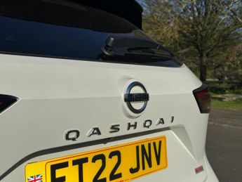 NISSAN QASHQAI 1.3 DIG-T MHEV Tekna SUV 5dr Petrol Hybrid XTRON Euro 6 (s/s) (1