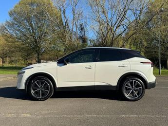 NISSAN QASHQAI 1.3 DIG-T MHEV Tekna SUV 5dr Petrol Hybrid XTRON Euro 6 (s/s) (1