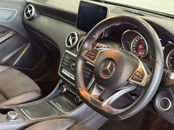 MERCEDES-BENZ A-CLASS 2.1 A200d AMG Line (Premium) Hatchback 5dr Diesel 7G-DCT Euro 6 