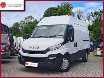 Iveco Daily 2.3 TD 12V 35S 3520 (Business) Panel Van 5dr Diesel Manual L2 (1
