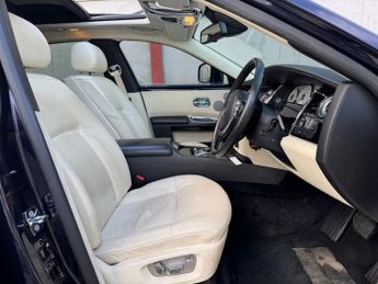 ROLLS-ROYCE GHOST 6.6 V12 Saloon 4dr Petrol Auto Euro 5 (563 bhp)