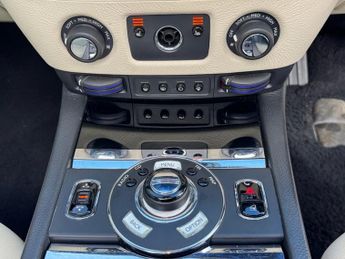 ROLLS-ROYCE GHOST 6.6 V12 Saloon 4dr Petrol Auto Euro 5 (563 bhp)