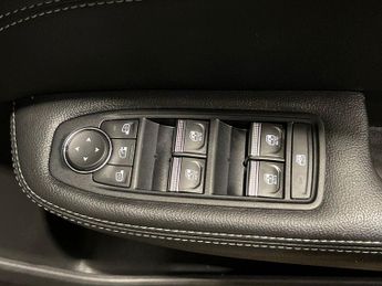 RENAULT ARKANA 1.6 E-TECH S Edition SUV 5dr Petrol Hybrid Auto 2WD Euro 6 (s/s)