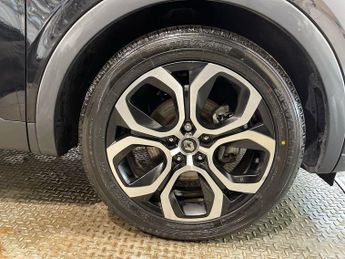 RENAULT ARKANA 1.6 E-TECH S Edition SUV 5dr Petrol Hybrid Auto 2WD Euro 6 (s/s)