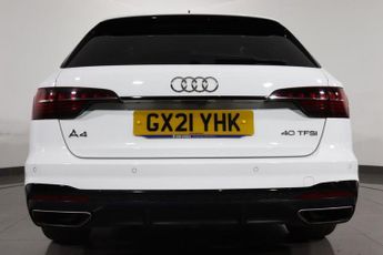 AUDI A4 AVANT 2.0 TFSI 40 Black Edition Estate 5dr Petrol S Tronic Euro 6 (s/s