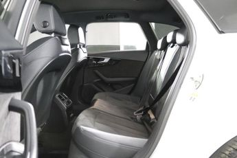 AUDI A4 AVANT 2.0 TFSI 40 Black Edition Estate 5dr Petrol S Tronic Euro 6 (s/s