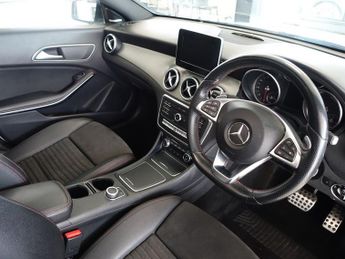 MERCEDES-BENZ CLA 2.1 CLA220d AMG Line Coupe 4dr Diesel 7G-DCT 4MATIC Euro 6 (s/s)