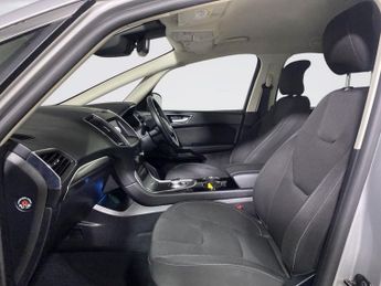 FORD S-MAX 2.5h Duratec Titanium MPV 5dr Petrol Hybrid CVT Euro 6 (s/s) (19