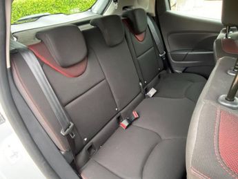 RENAULT CLIO 1.2 16V Play Hatchback 5dr Petrol Manual Euro 6 (75 ps)