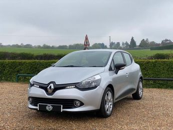 RENAULT CLIO 1.2 16V Play Hatchback 5dr Petrol Manual Euro 6 (75 ps)