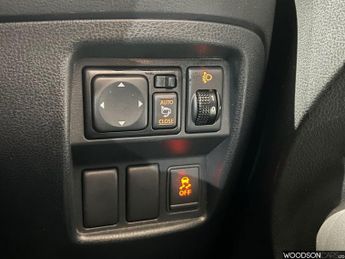 NISSAN JUKE 1.6 Tekna SUV 5dr Petrol Manual Euro 5 (s/s) (117 ps)
