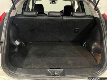 NISSAN JUKE 1.6 Tekna SUV 5dr Petrol Manual Euro 5 (s/s) (117 ps)