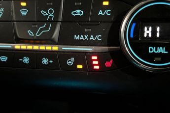 FORD KUGA 2.5 Duratec 14.4kWh Vignale SUV 5dr Petrol Plug-in Hybrid CVT Eu