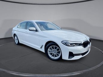BMW 520 2.0 520d MHT SE Saloon 4dr Diesel Hybrid Steptronic xDrive Euro 