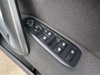 PEUGEOT 308 1.5 BlueHDi Allure Hatchback 5dr Diesel EAT 8 Spd Euro 6 (s/s) (