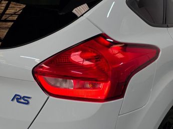 FORD FOCUS 2.3T EcoBoost RS Hatchback 5dr Petrol Manual AWD Euro 6 (s/s) (3