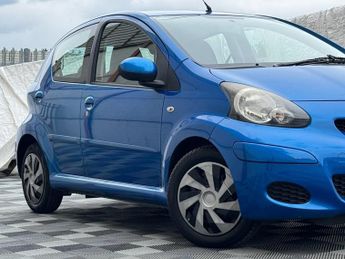 TOYOTA AYGO 1.0 VVT-i Blue Hatchback 5dr Petrol MultiMode Euro 4 (67 bhp)