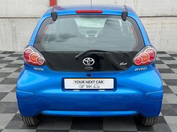 TOYOTA AYGO 1.0 VVT-i Blue Hatchback 5dr Petrol MultiMode Euro 4 (67 bhp)
